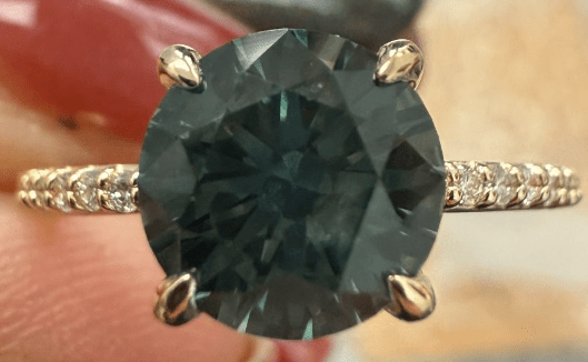 bluboho unveils the “i carry your heart with me” one-of-a-kind sapphire ring collection