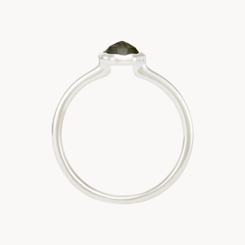 labradorite mini mood ring - sterling silver, labradorite gemstone