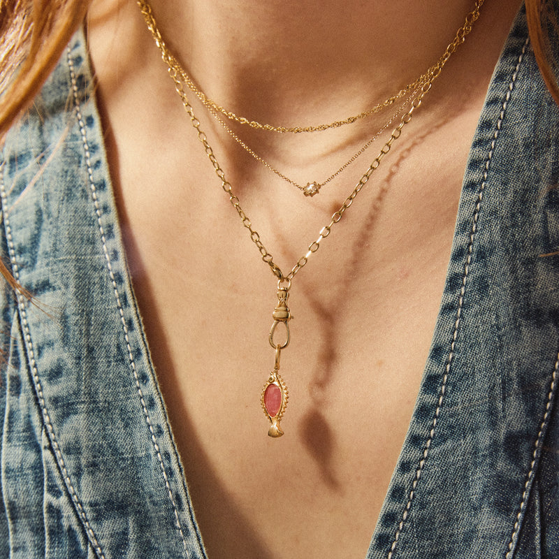 poisson de liberté rhodochrosite fish charm - 10k yellow gold, rhodochrosite, ruby, diamond