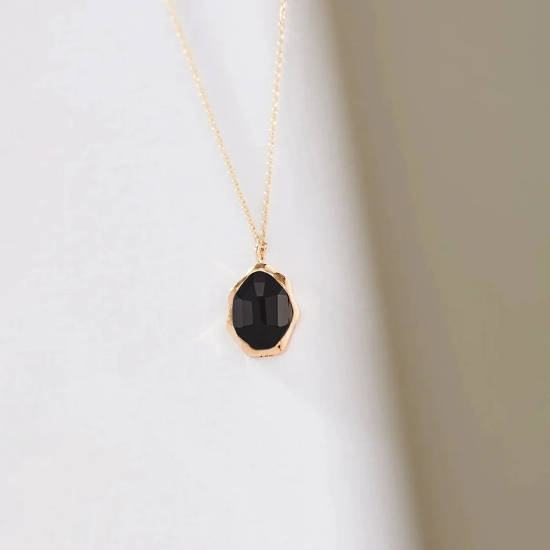 black onyx mood necklace
