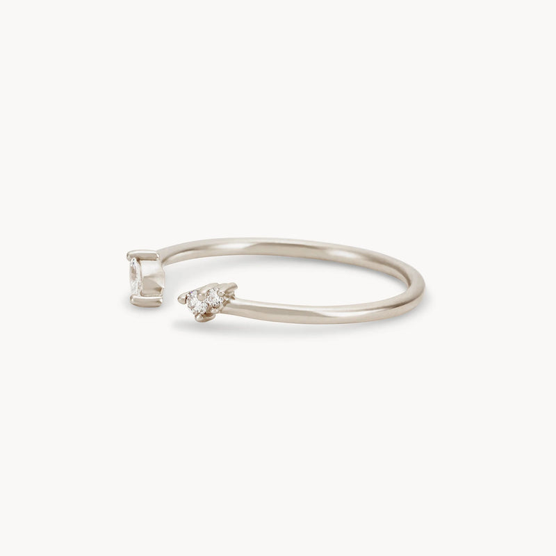 Blessed meeting ring - 14k white gold, white diamonds