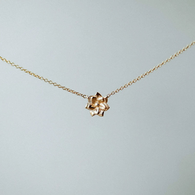 Dahlia flower necklace - 14k yellow gold