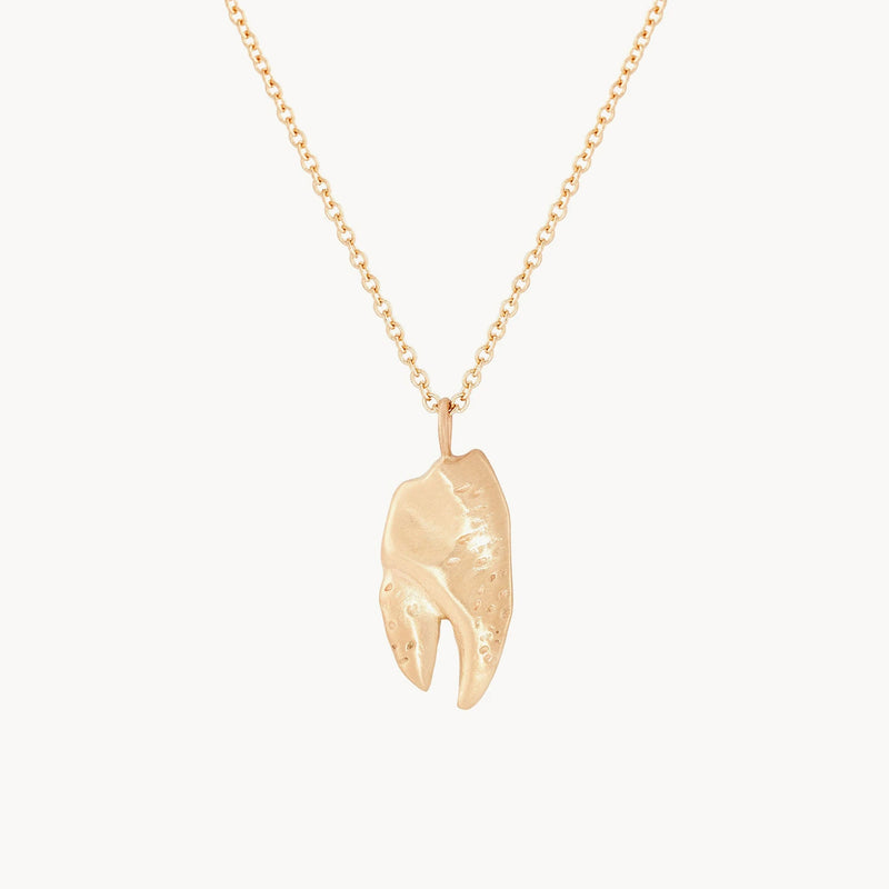 Kindred love lobster pendant necklace - 14k yellow gold